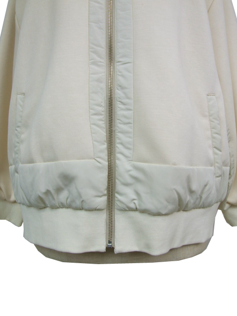 LOHEN ローヘン エコナイロンブルゾン　ホワイト　美品 フォルム クロップド ニット ブルゾン ―ウォッシャブル―